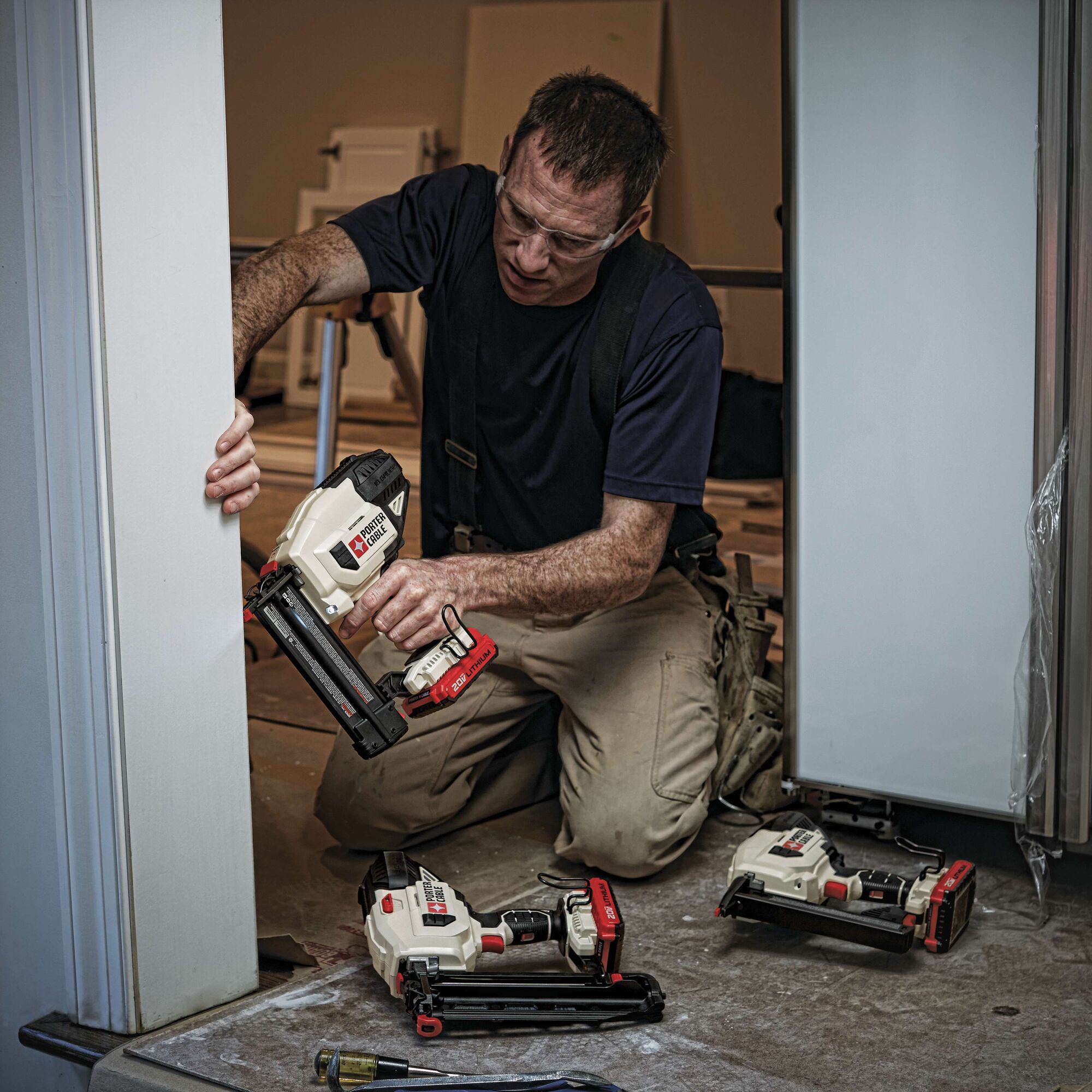 20V MAX* 18 Ga. Cordless Brad Nailer Kit | PORTER-CABLE